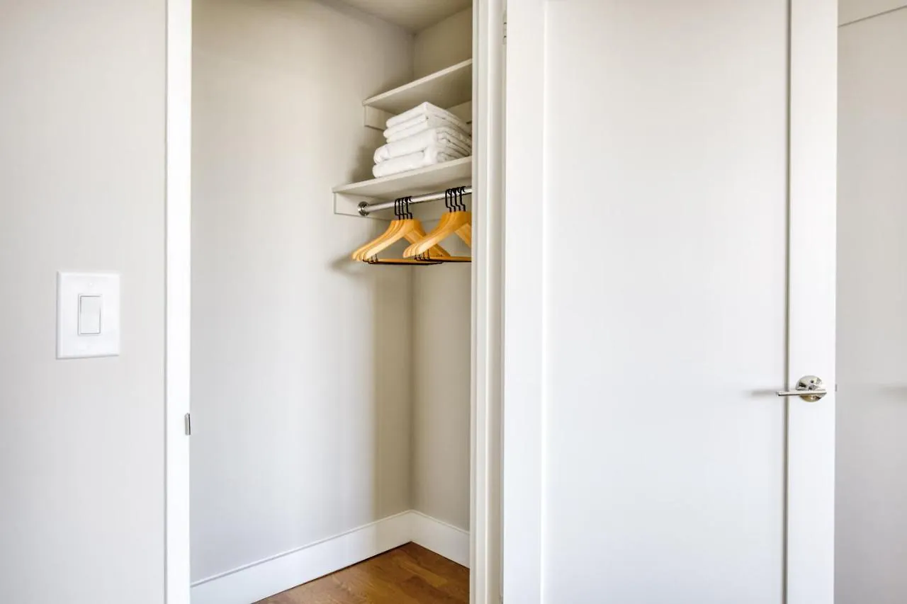Ues 2Br W Dm Elevator Gym Nr Central Park Nyc-918 New York Appartement