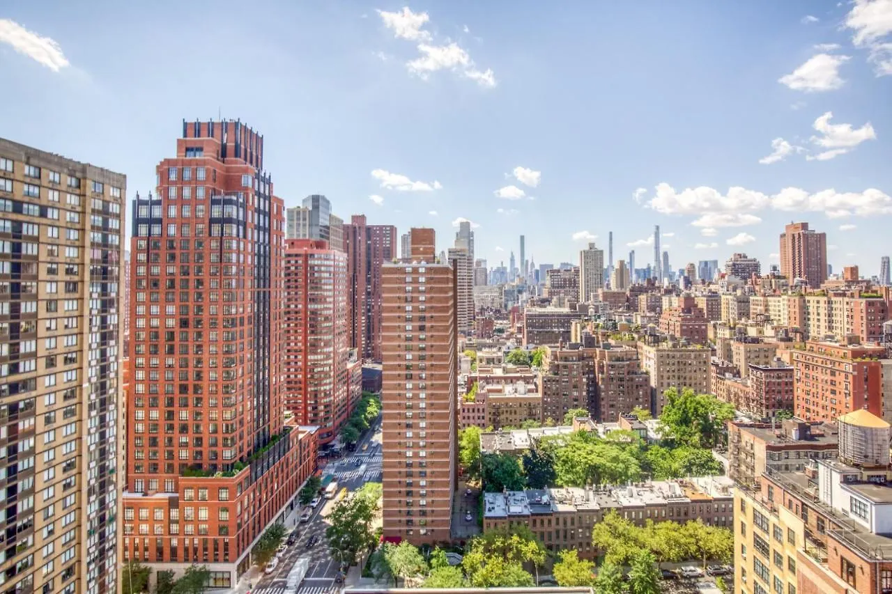 Ues 2Br W Dm Elevator Gym Nr Central Park Nyc-918 New York Apartment