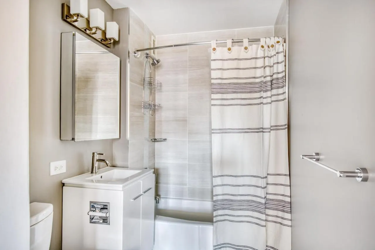 Apartment Ues 2Br W Dm Elevator Gym Nr Central Park Nyc-918 New York